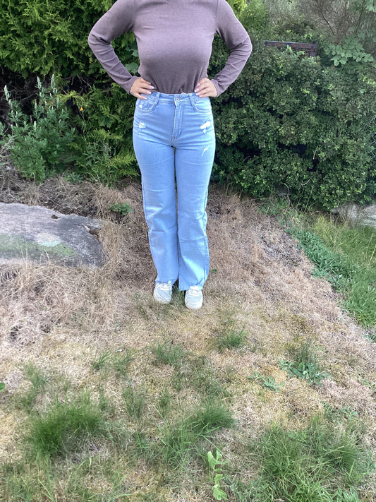 Straight jeans fra Hello Miss